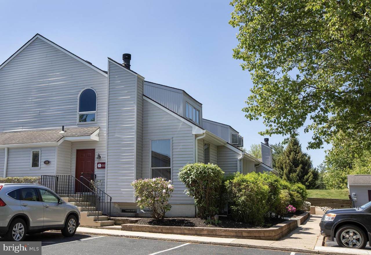 252 Swamp Road - Photo 1