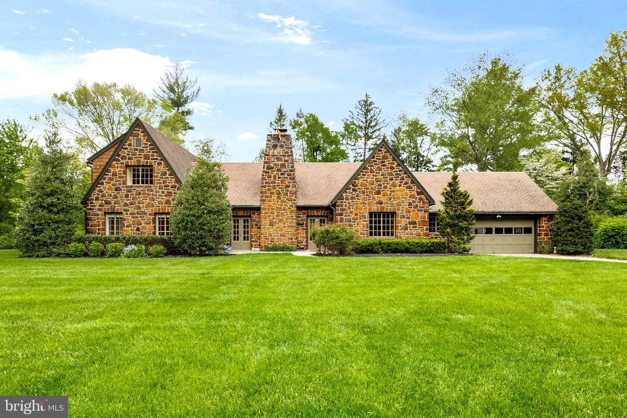 13 Maple Avenue - Photo 1