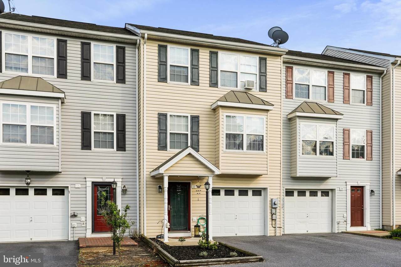 17 Perry Court - Photo 1