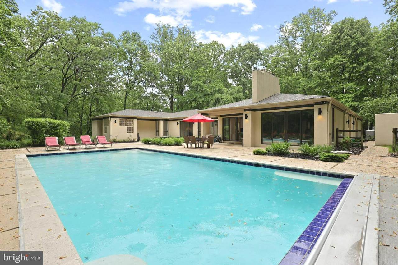 15 Bucksway Road - Photo 1
