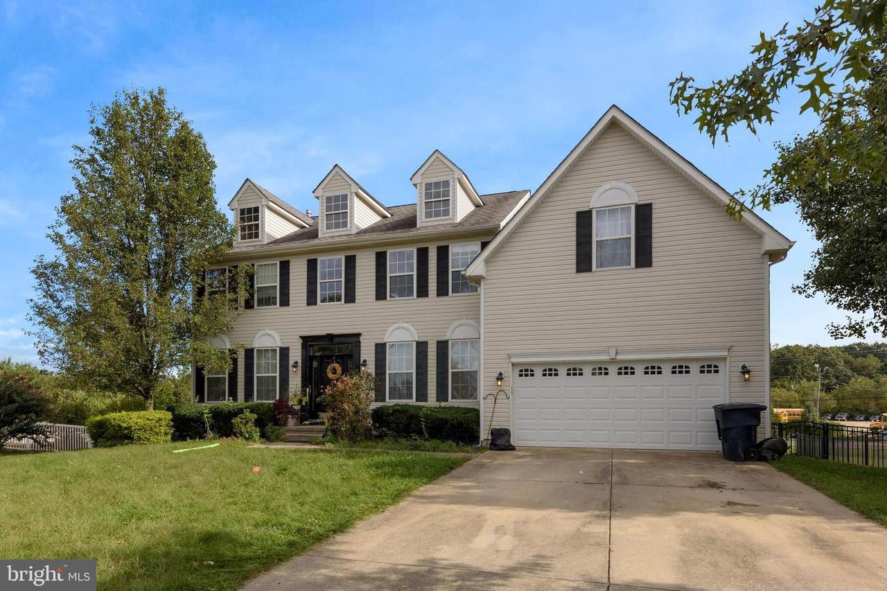 808 Spain Court - Photo 1