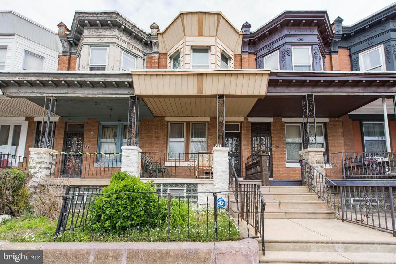 1425 Wyoming Avenue - Photo 1