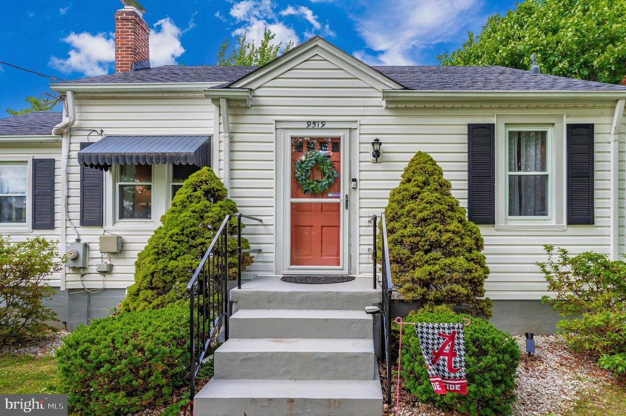 9519 Main Street - Photo 1