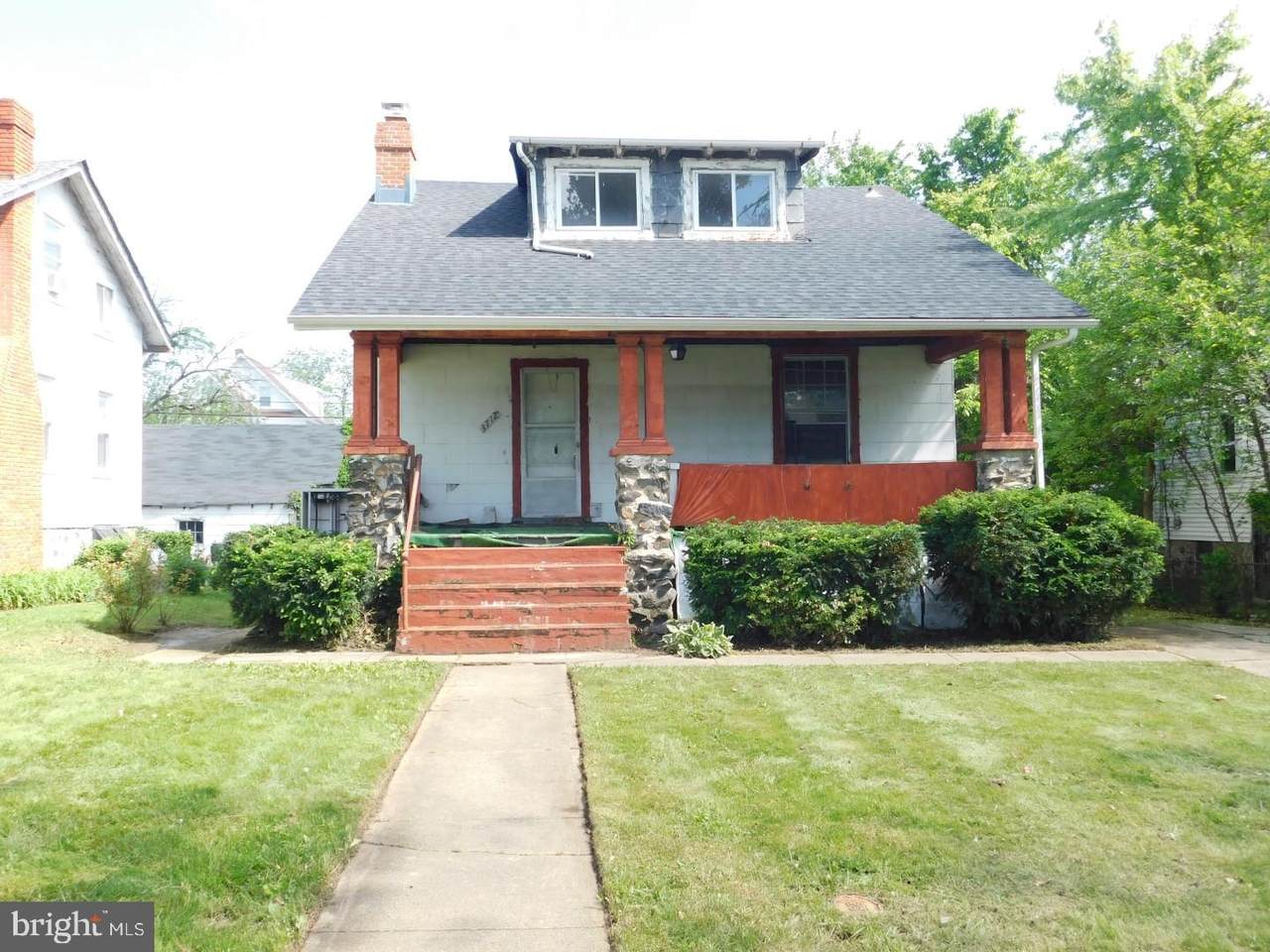 3712 Yosemite Avenue - Photo 1