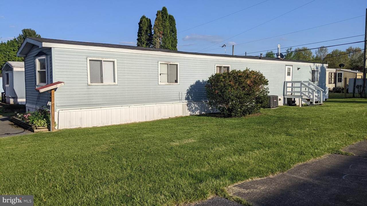 28 Drew Avenue - Photo 1
