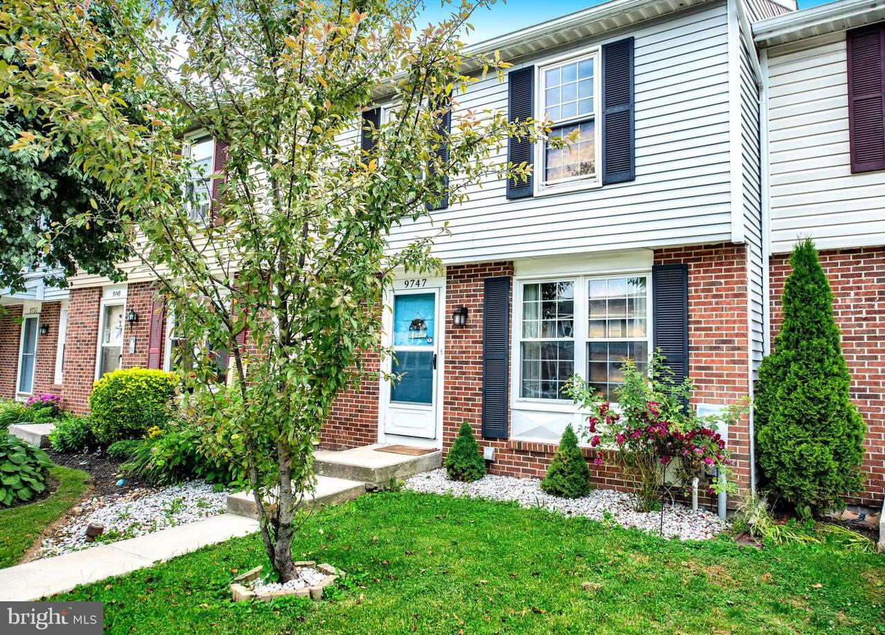 9747 Deltom Court - Photo 1