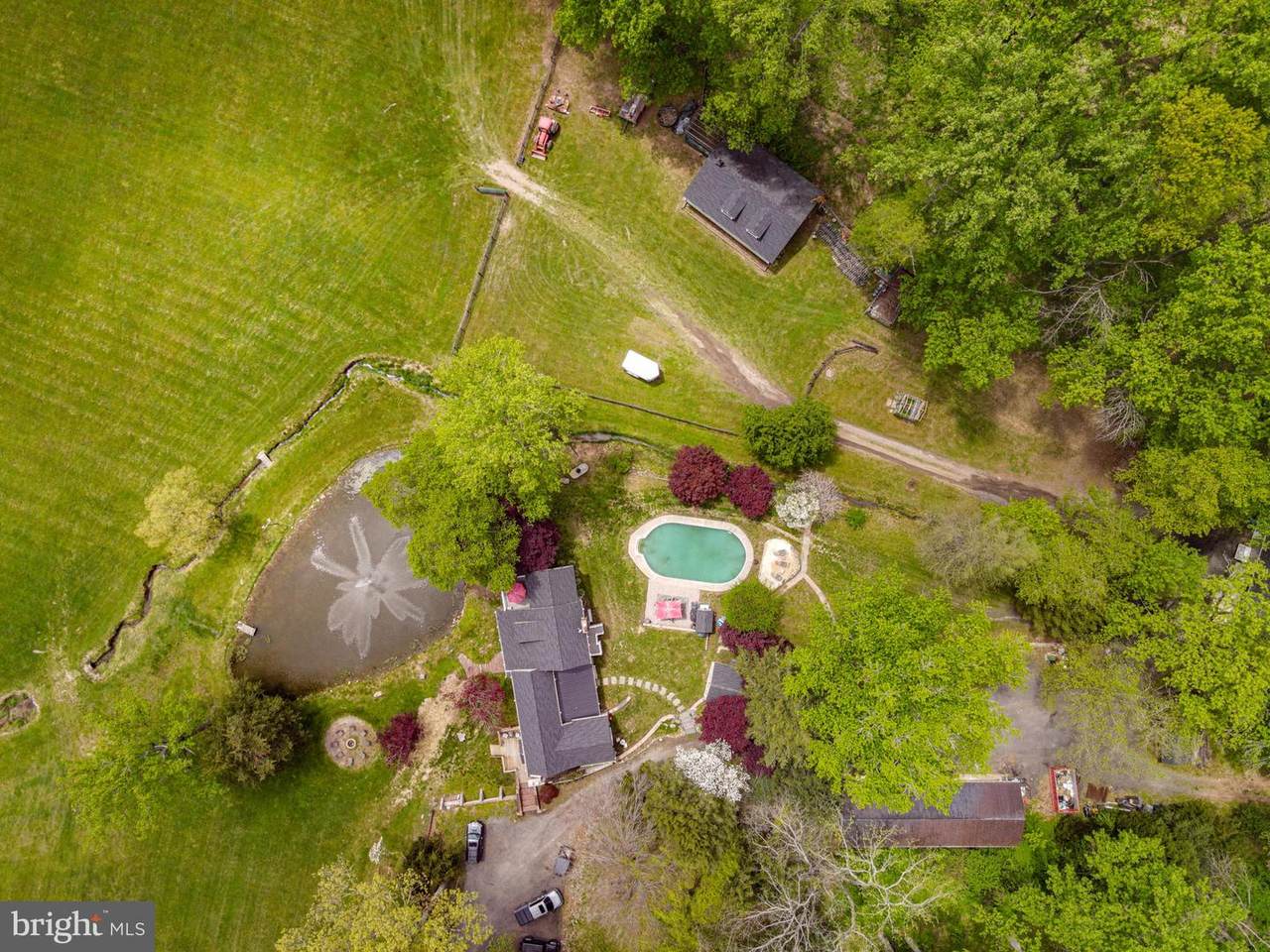 2310 Putnam Road - Photo 1