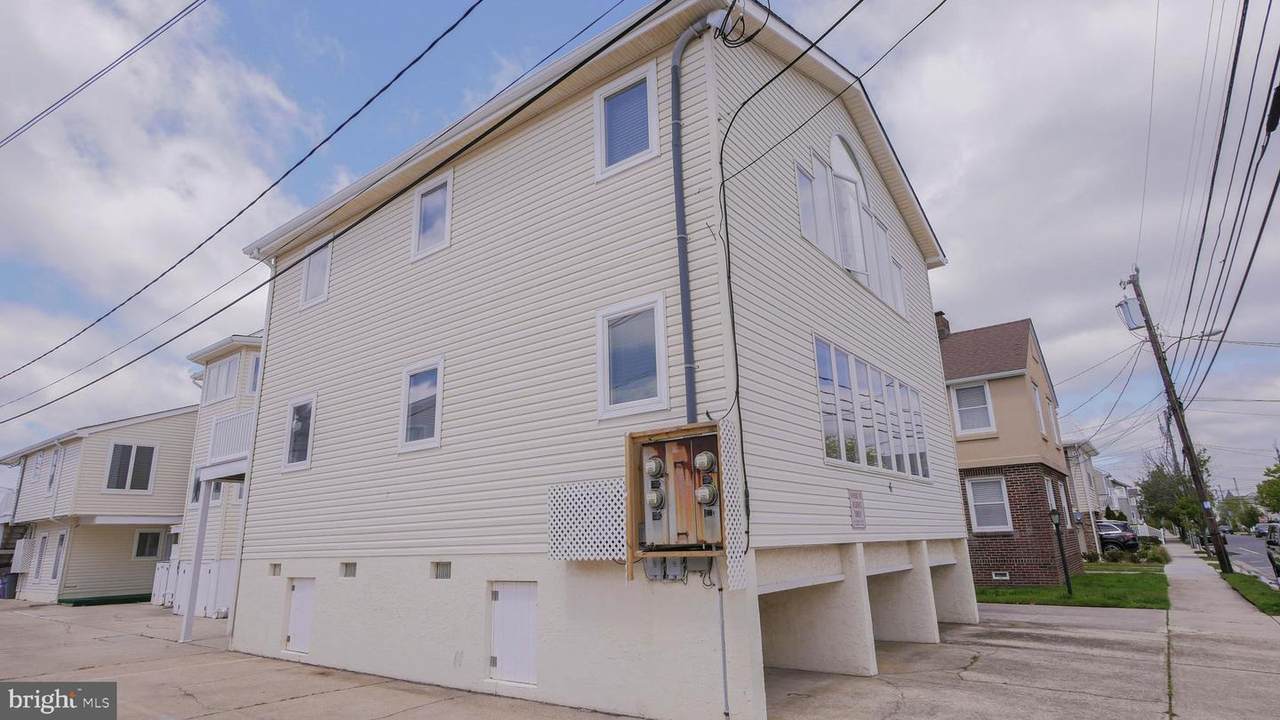 6 Adams Avenue - Photo 1
