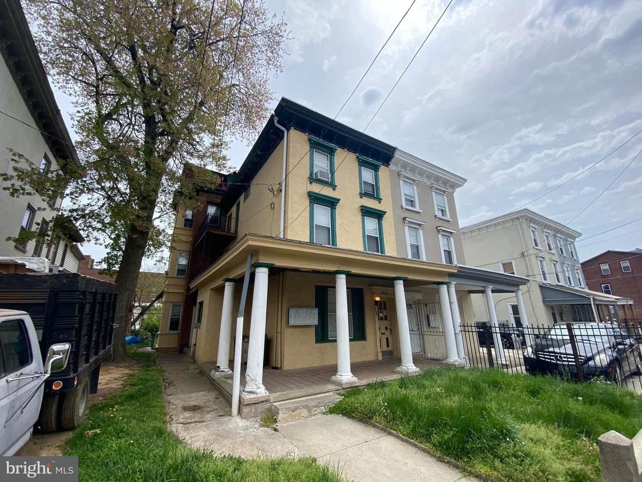 4645 Penn Street - Photo 1