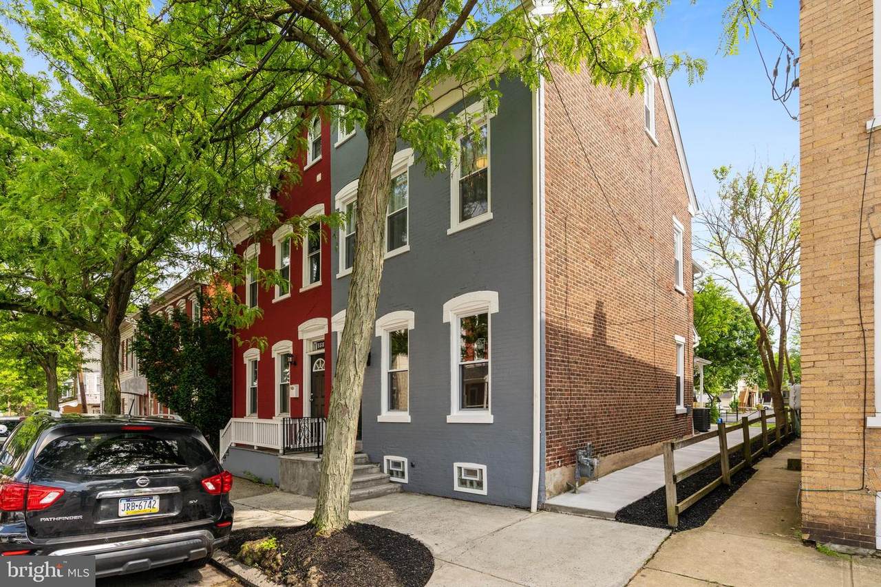556 King Street - Photo 1