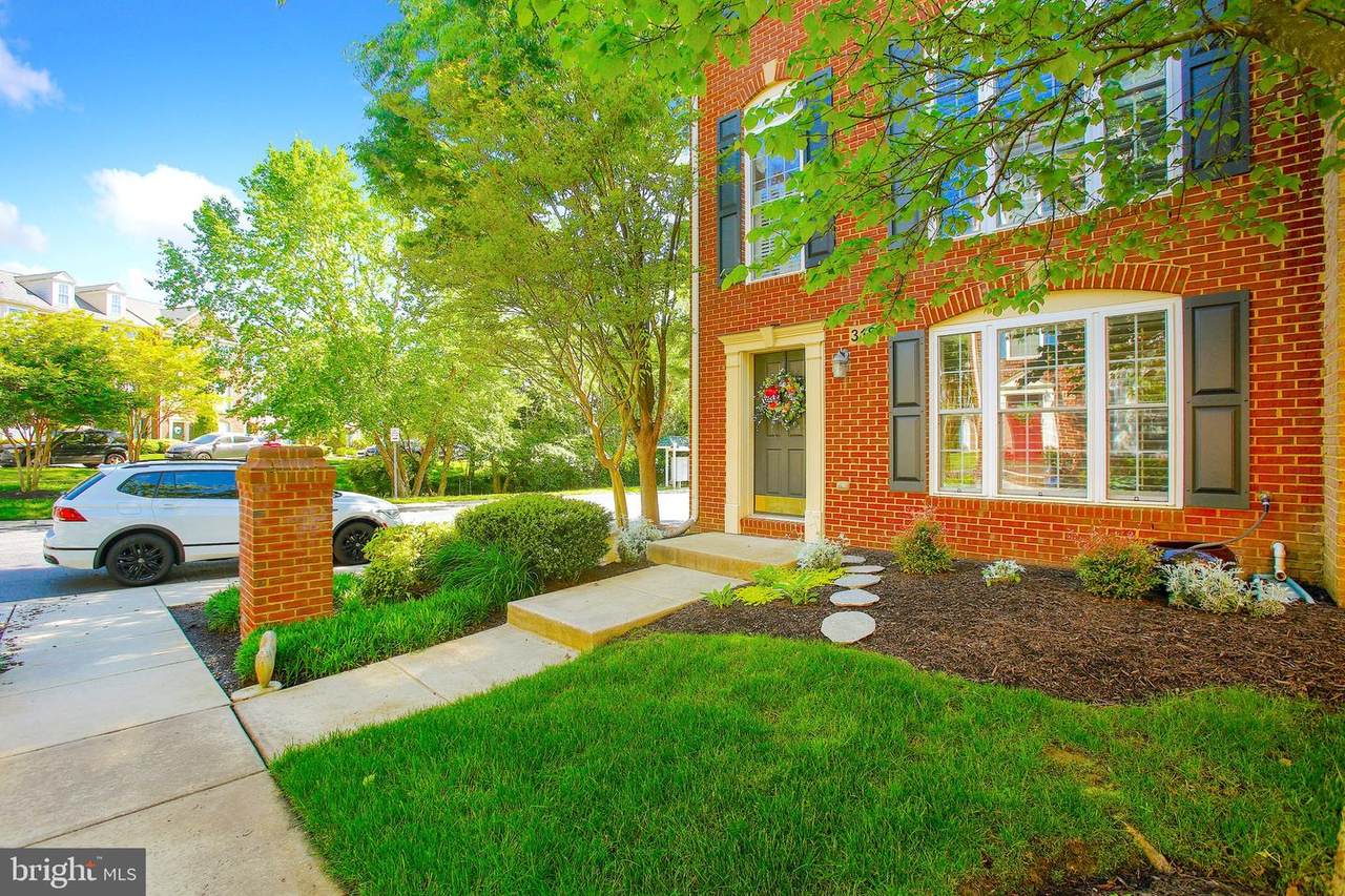 318 Bulwark Alley - Photo 1