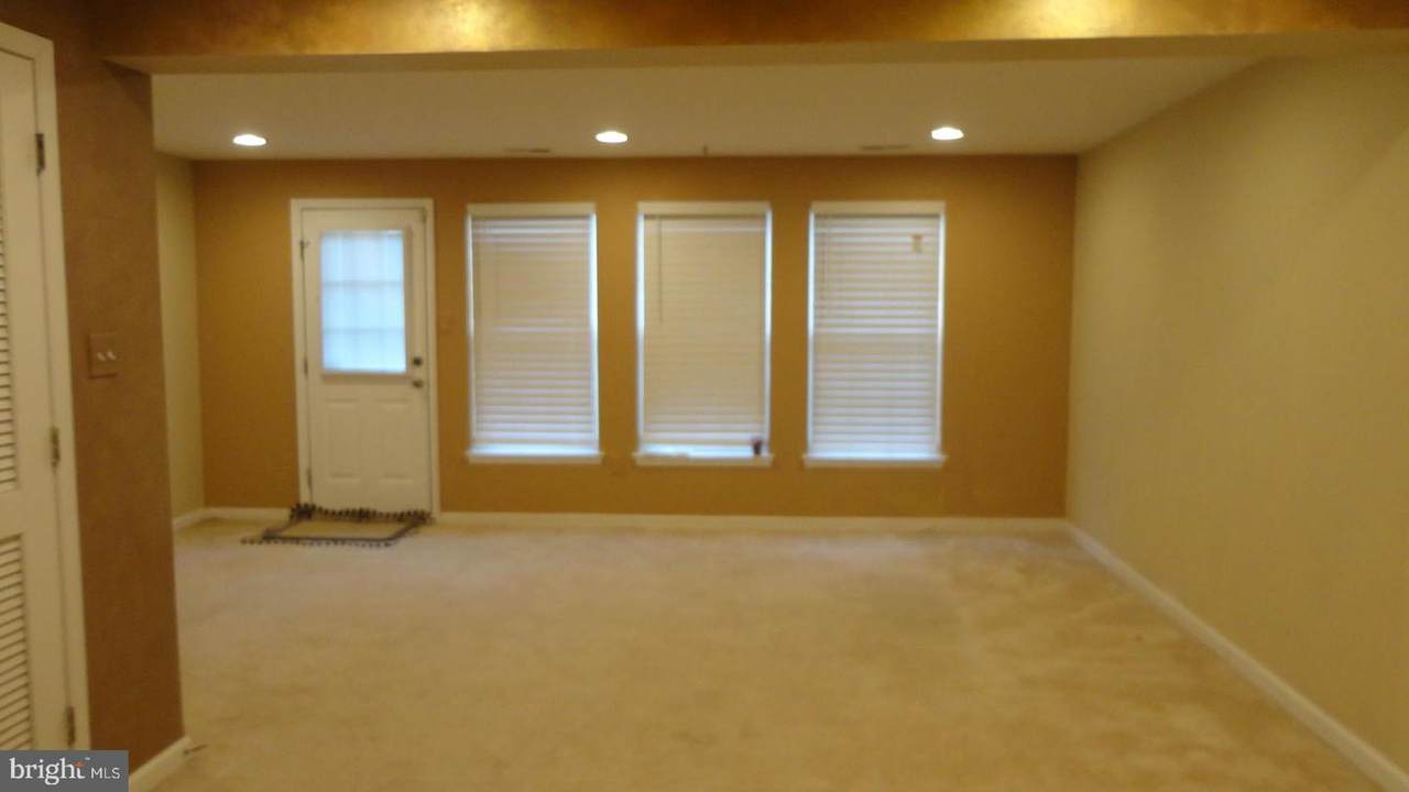 118 Colts Neck Drive - Photo 1