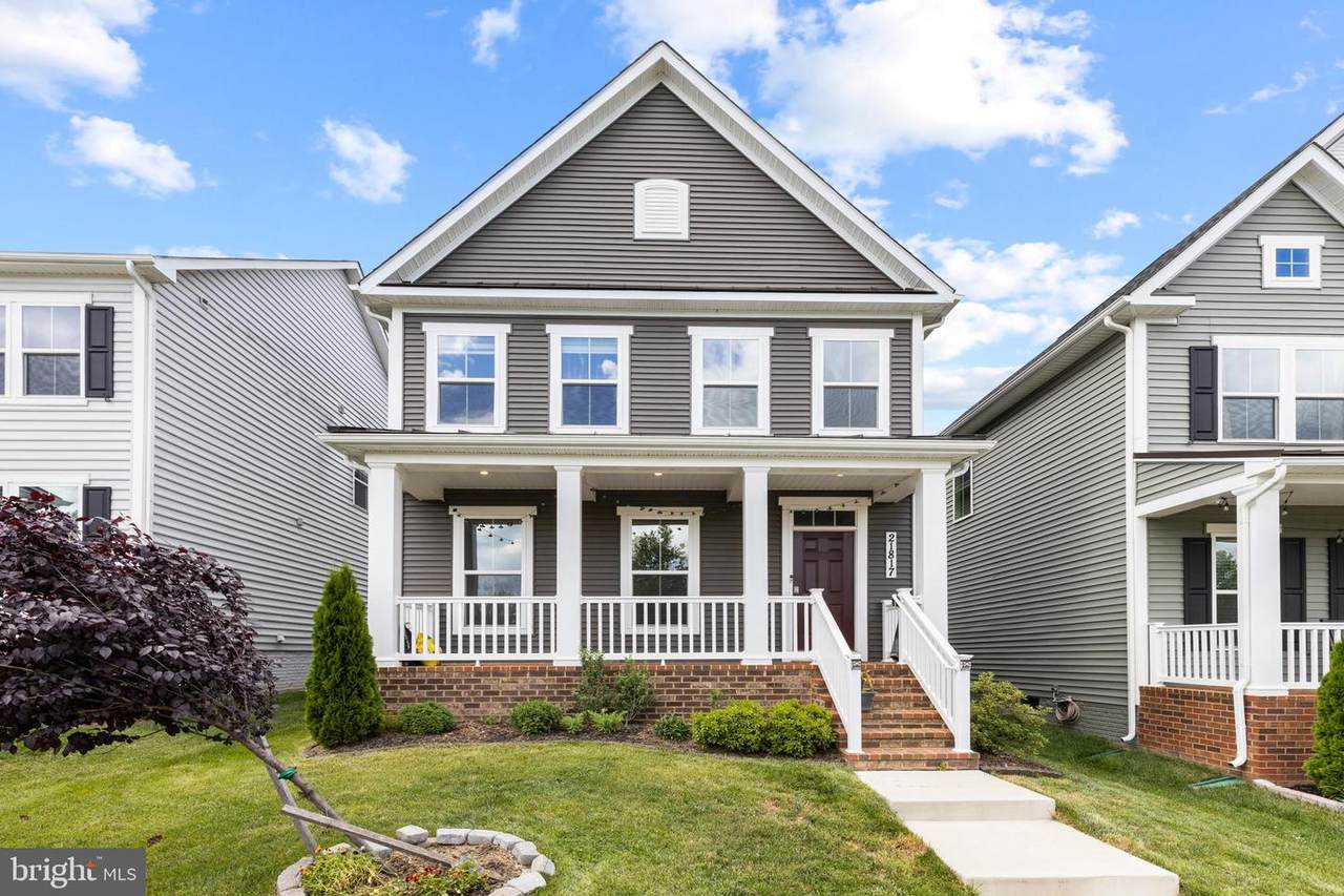 21817 Fulmer Avenue - Photo 1