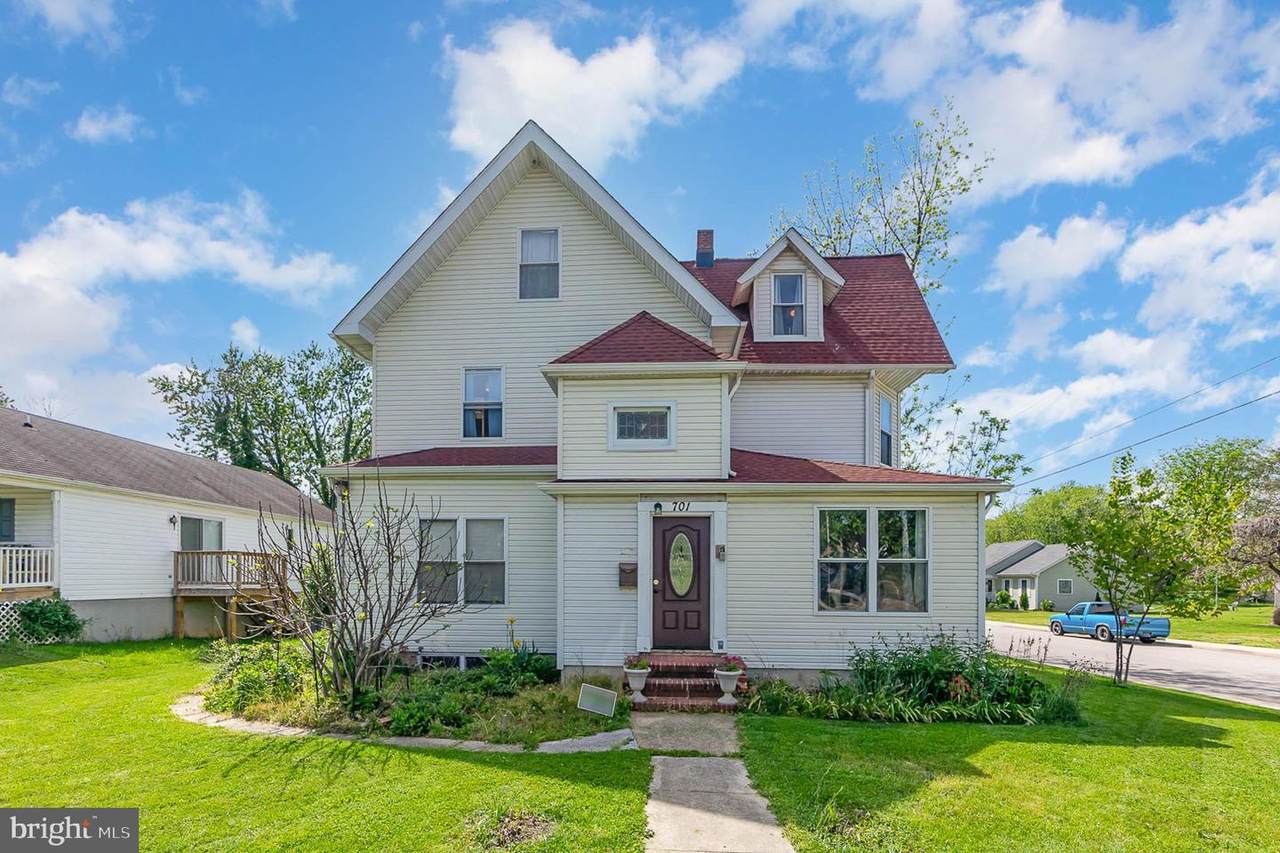 701 Main Street - Photo 1