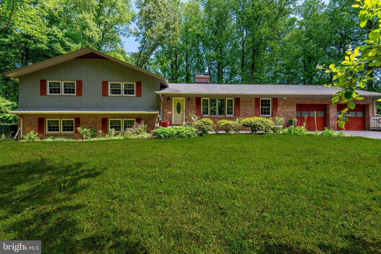 1101 Carson Drive - Photo 1