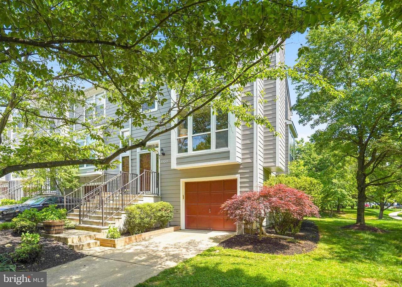 7700 Heatherside Lane - Photo 1
