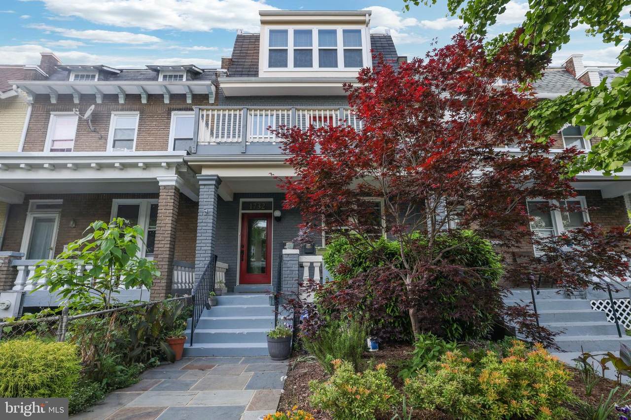 1732 Bay Street - Photo 1