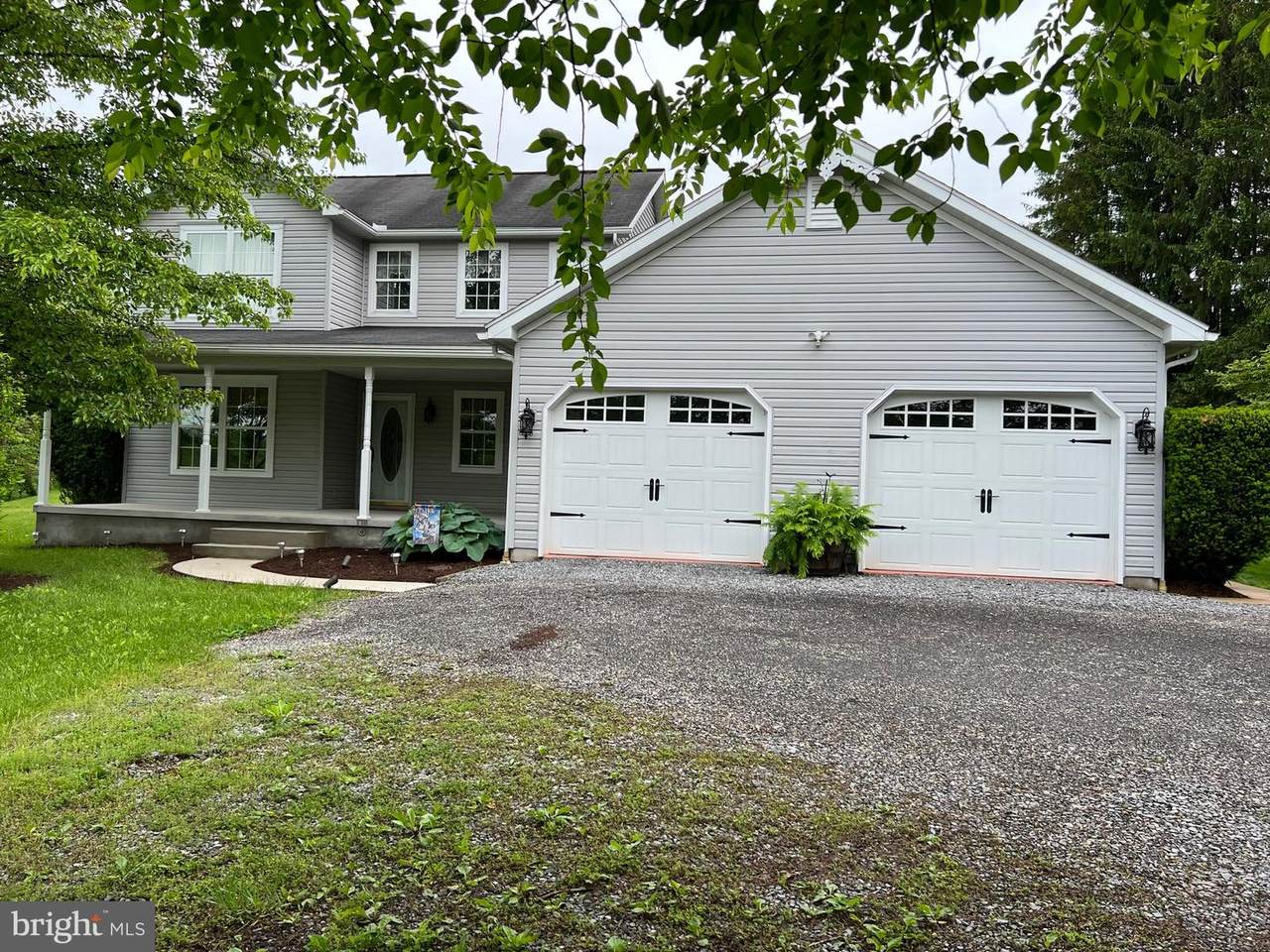 151 Oak Ridge Drive - Photo 1