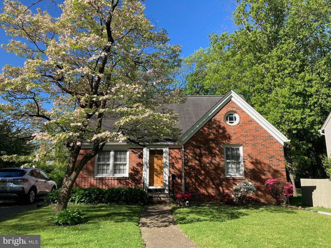 28 Lippincott Avenue - Photo 1