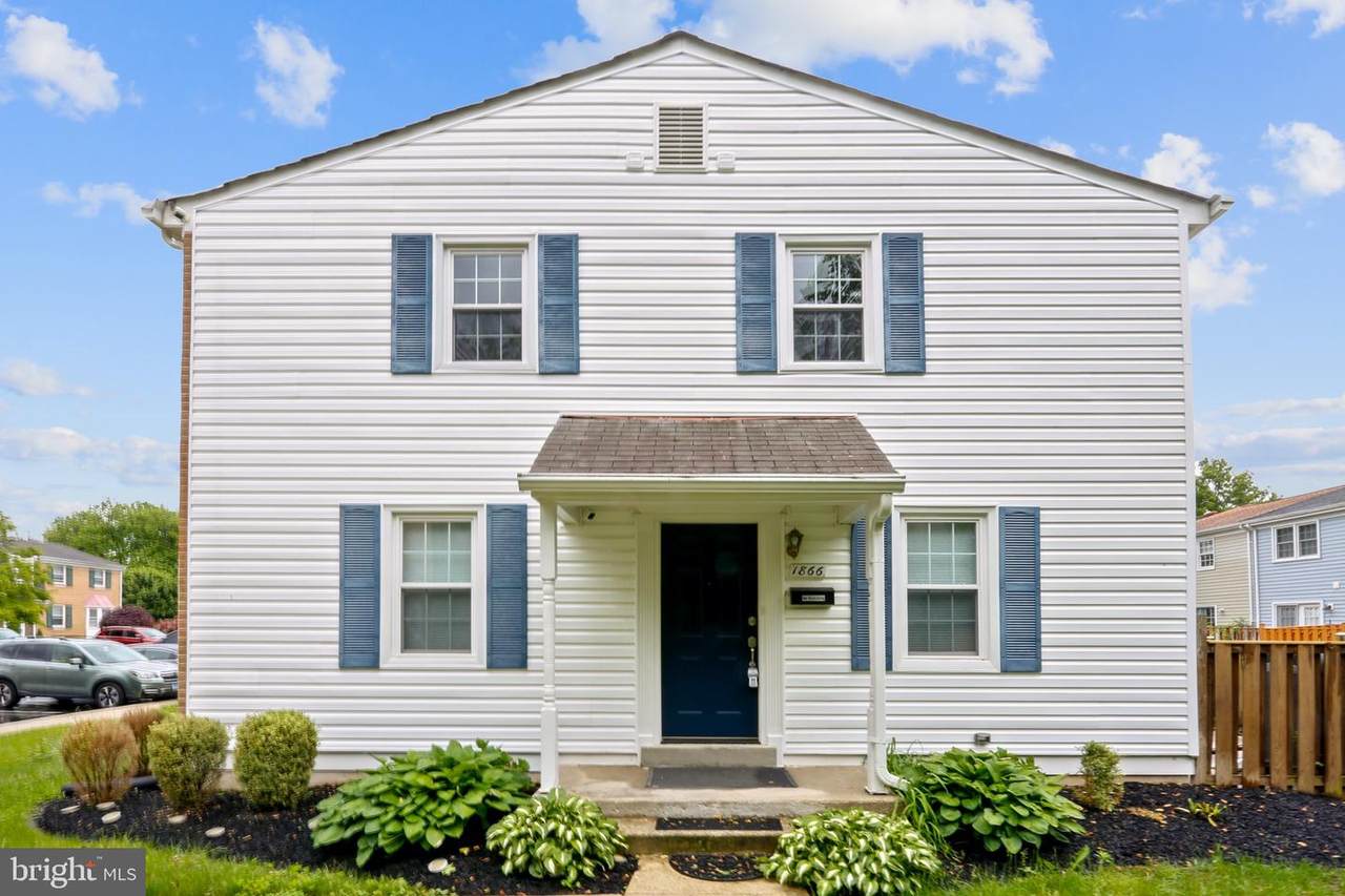 1866 Aberdeen Circle - Photo 1