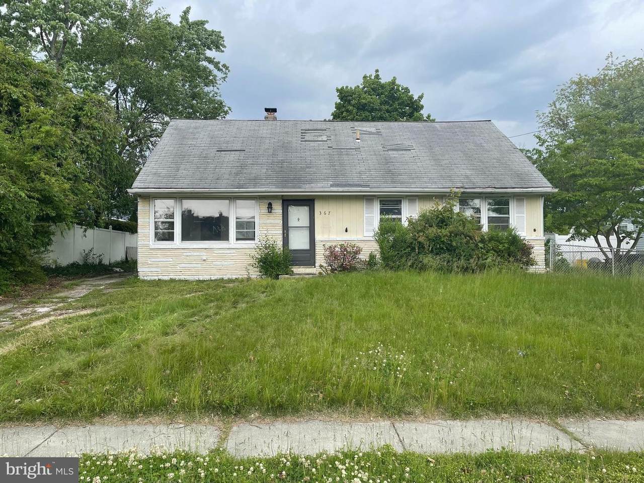 367 Muhlenberg Avenue - Photo 1