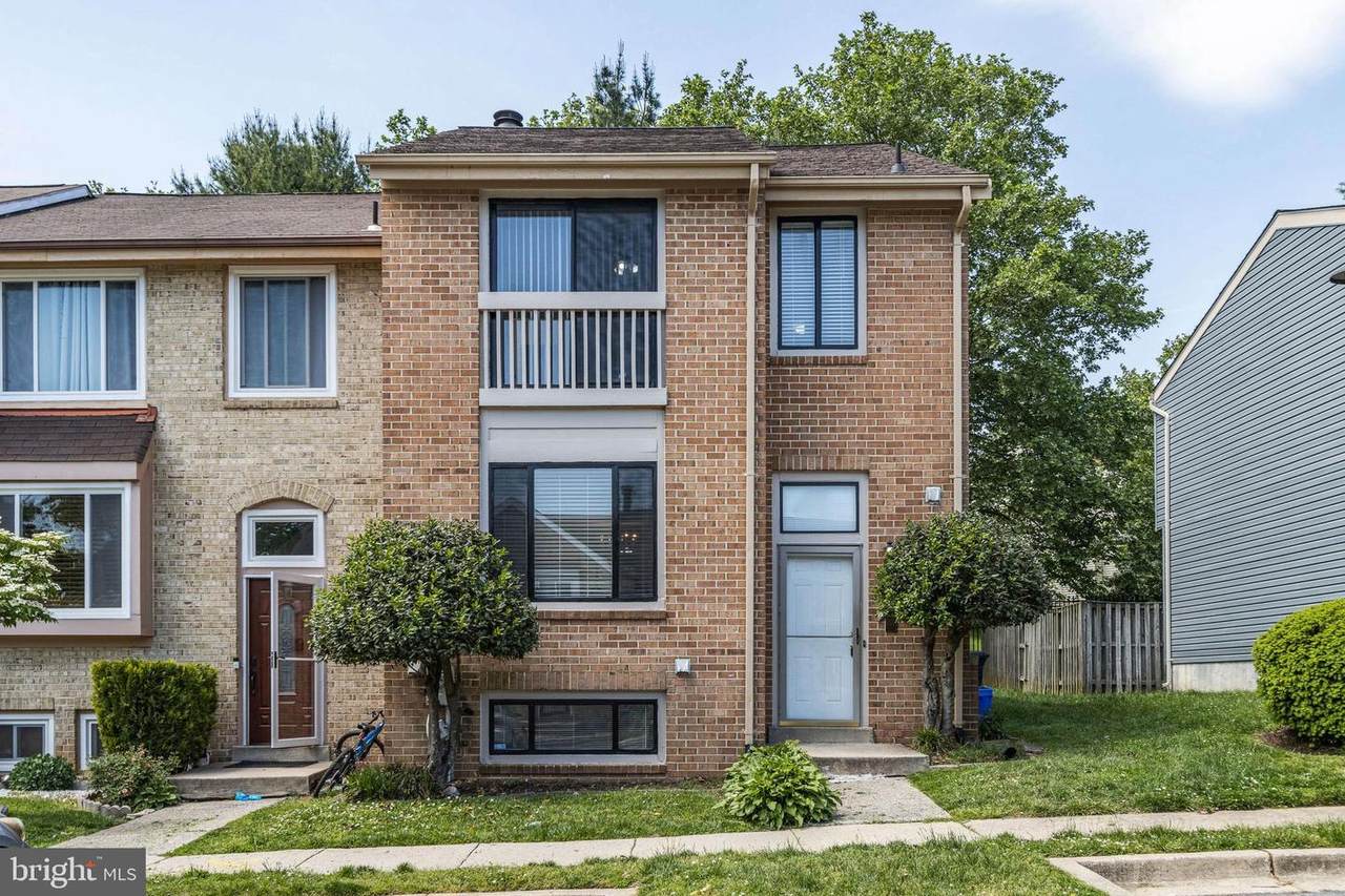 3441 Castle Way - Photo 1