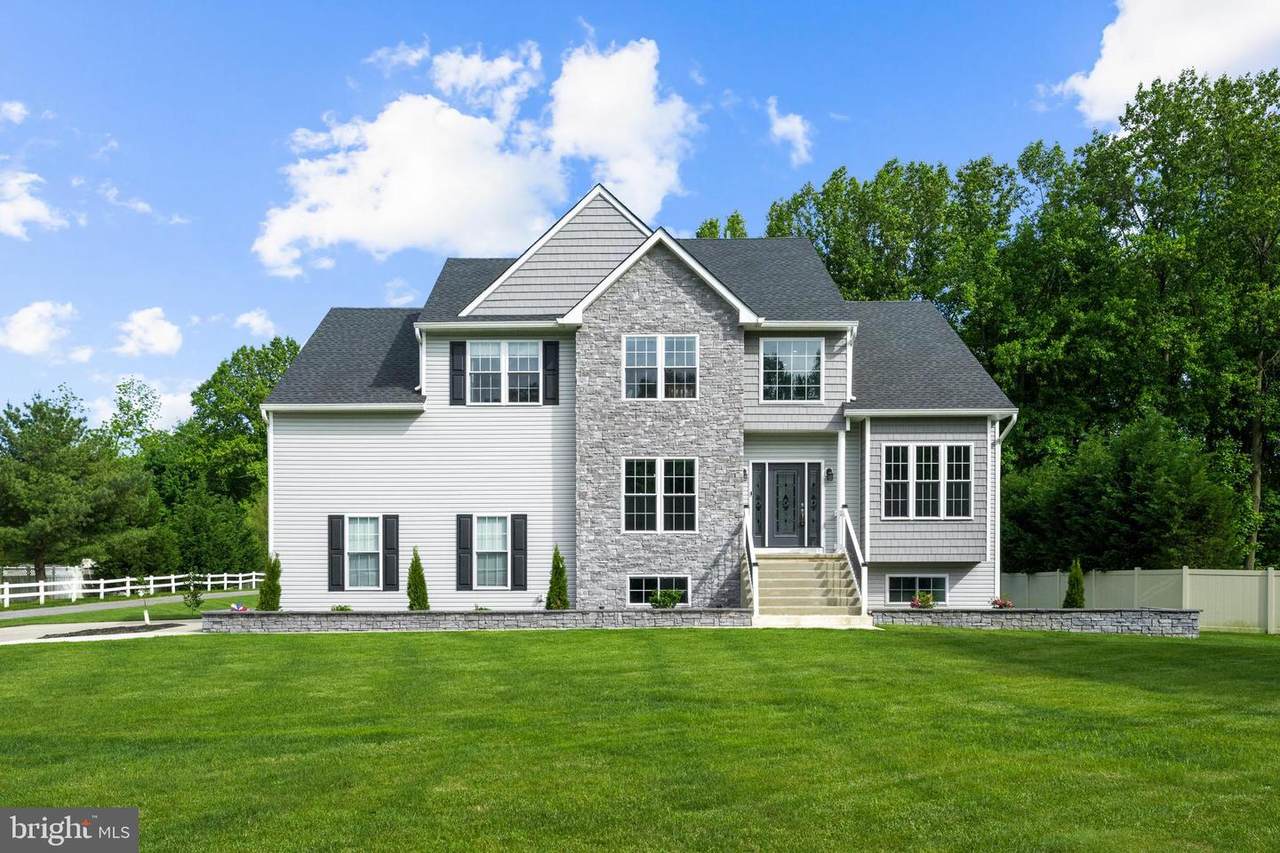 167 Memorial Lane - Photo 1
