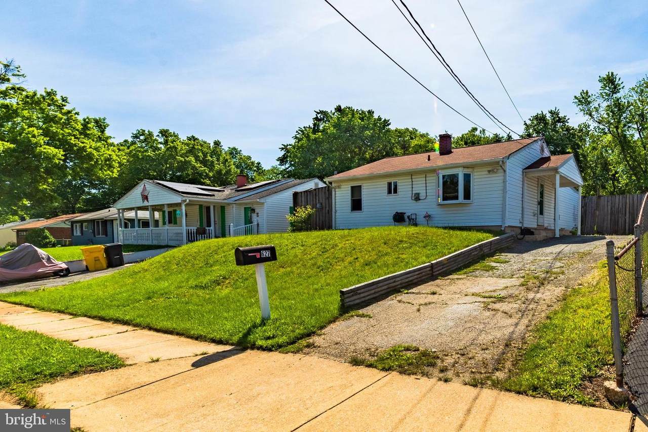 627 New Jersey Avenue - Photo 1