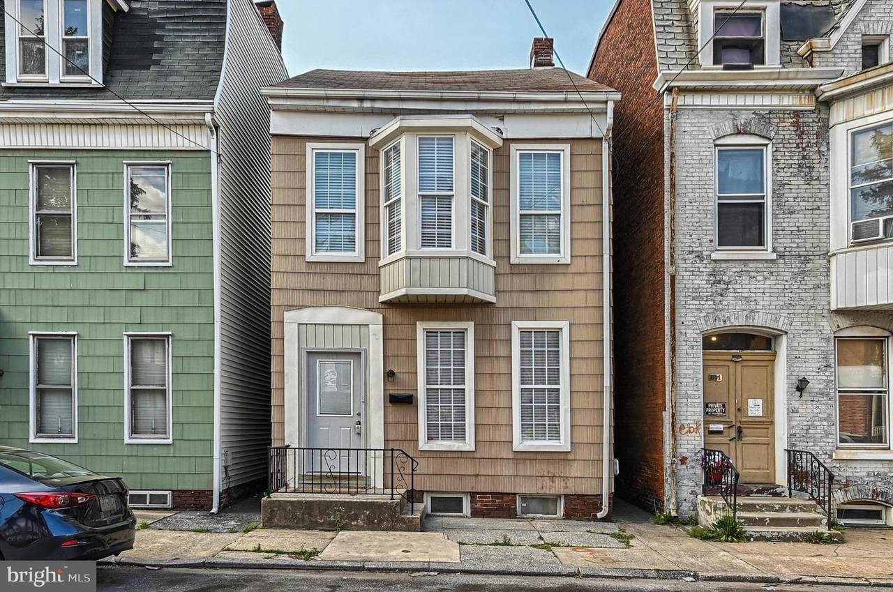 613 Philadelphia Street - Photo 1