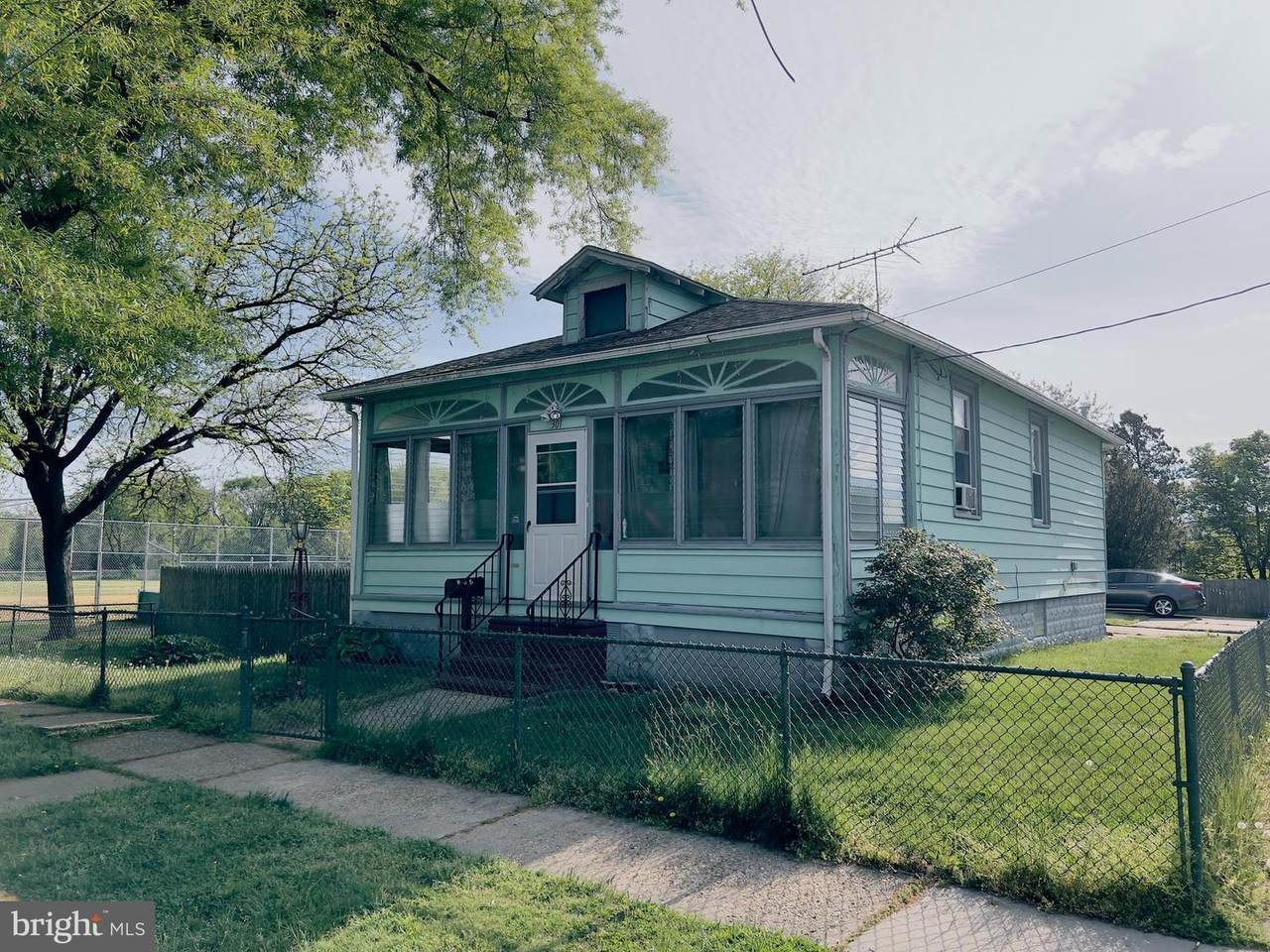 301 Parker Avenue - Photo 1