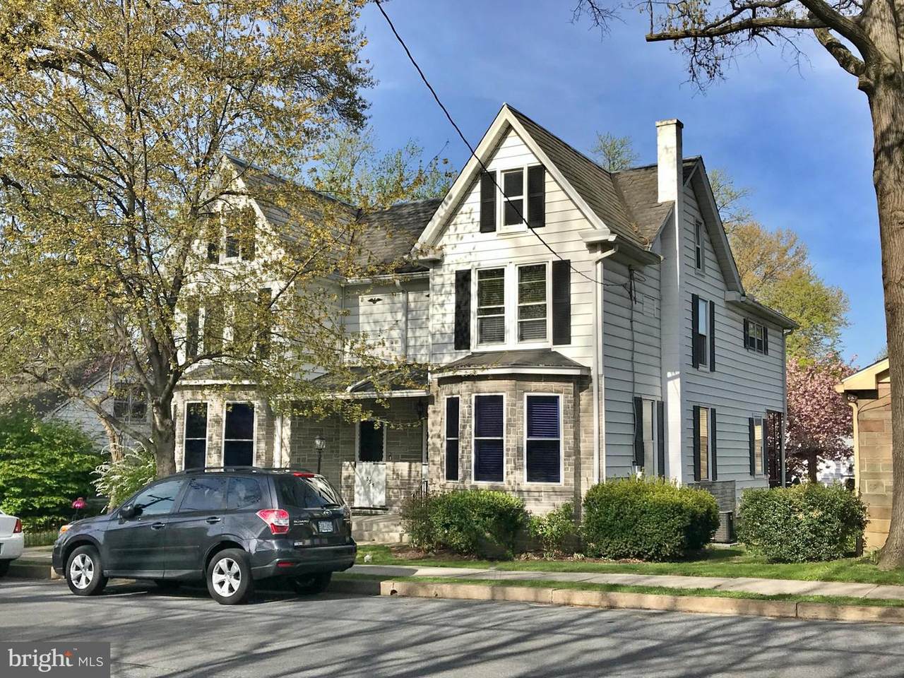 335 & 337 Cedar Street - Photo 1