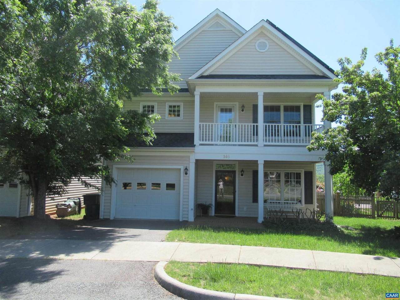 146 Burnett St - Photo 1