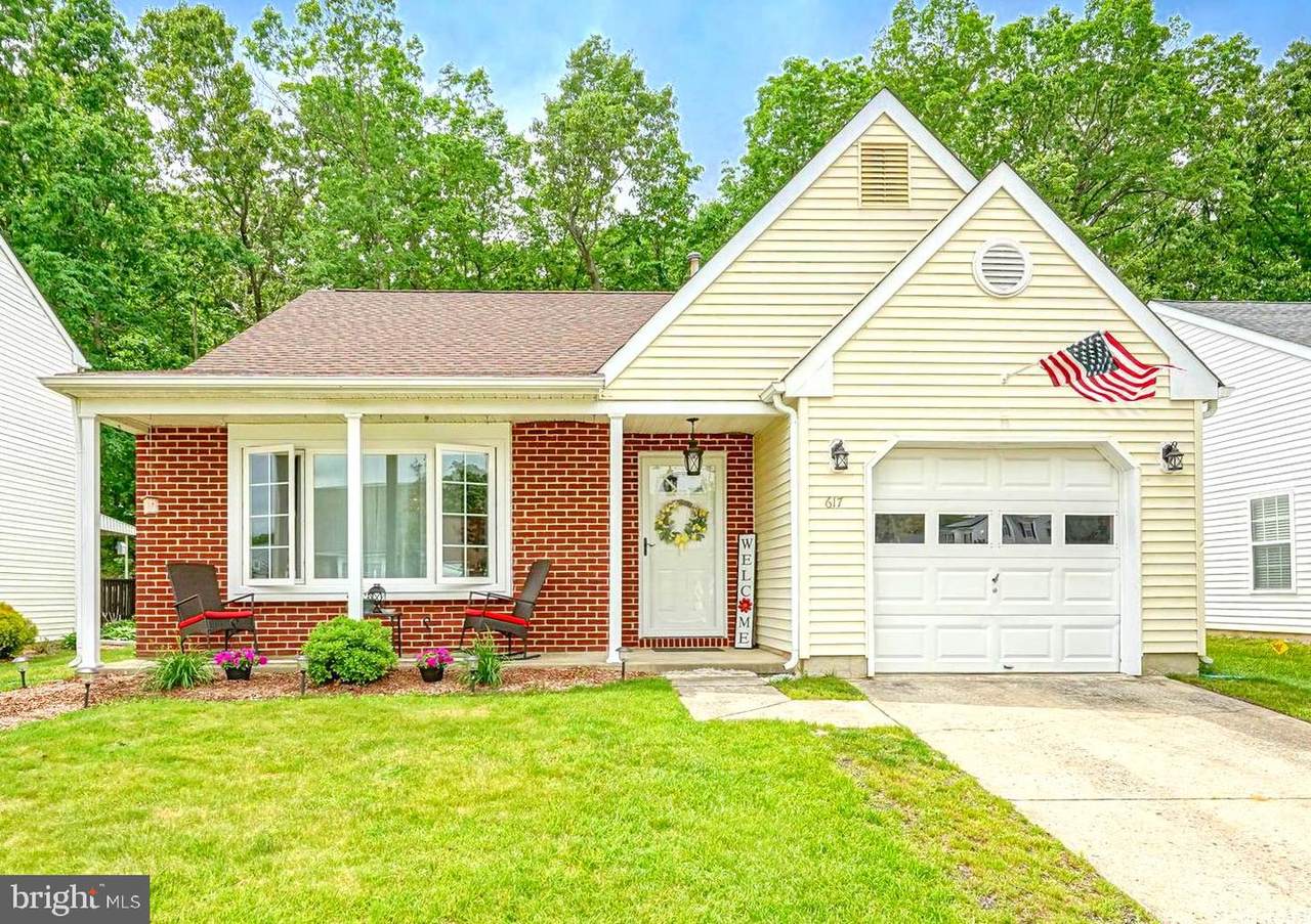 617 Panama Court - Photo 1