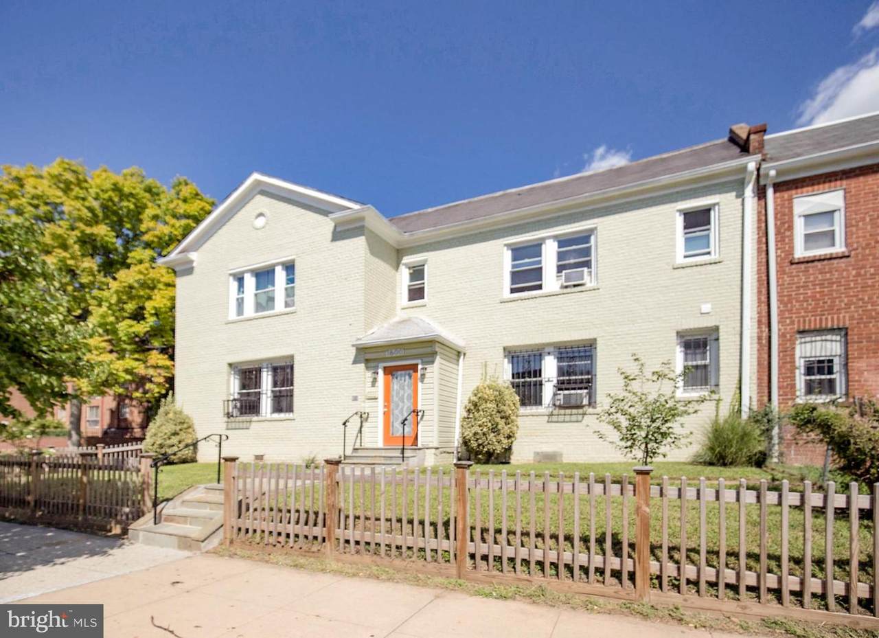 1600 E Street - Photo 1