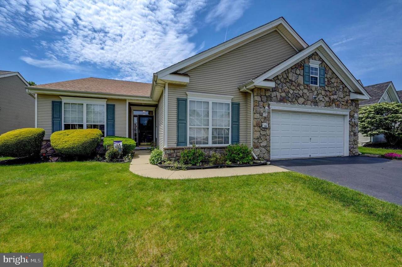 24 Chamber Lane - Photo 1