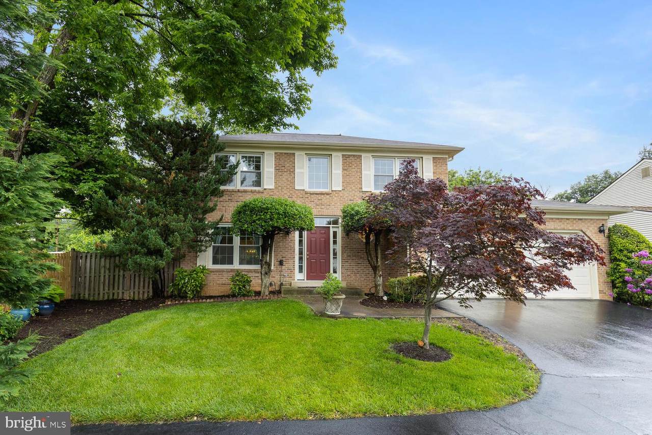 4008 Medford Drive - Photo 1