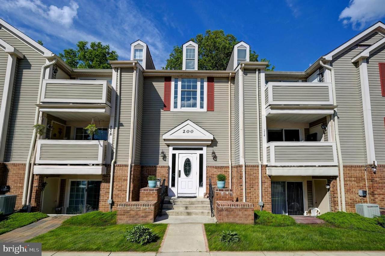 220 Long Cove Lane - Photo 1