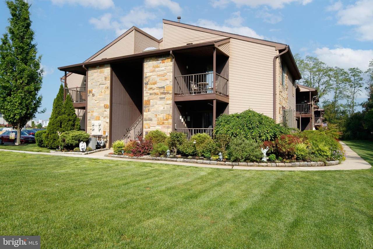 20 Gena Court - Photo 1