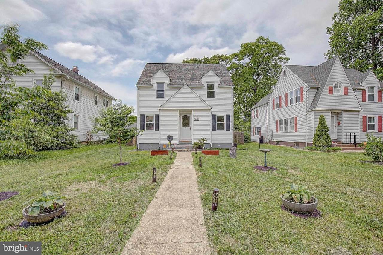 303 1ST Avenue - Photo 1