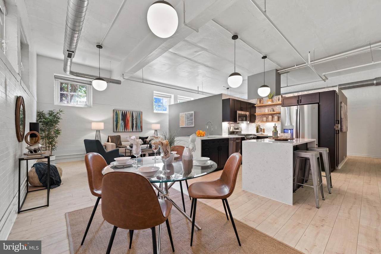 440 12TH Street - Photo 1