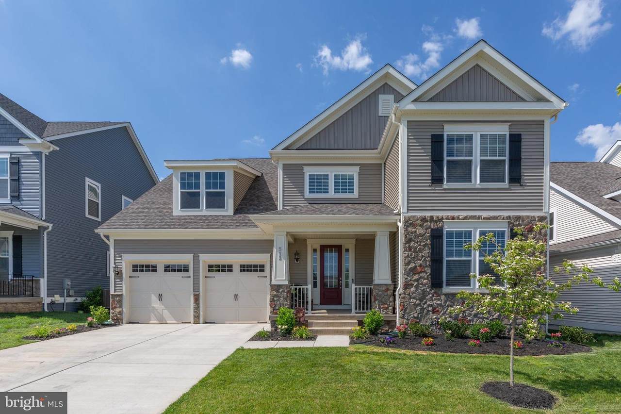 512 Crab Apple Drive - Photo 1