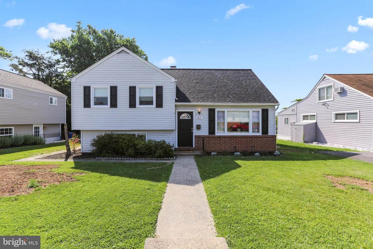 1811 Wentworth Road - Photo 1