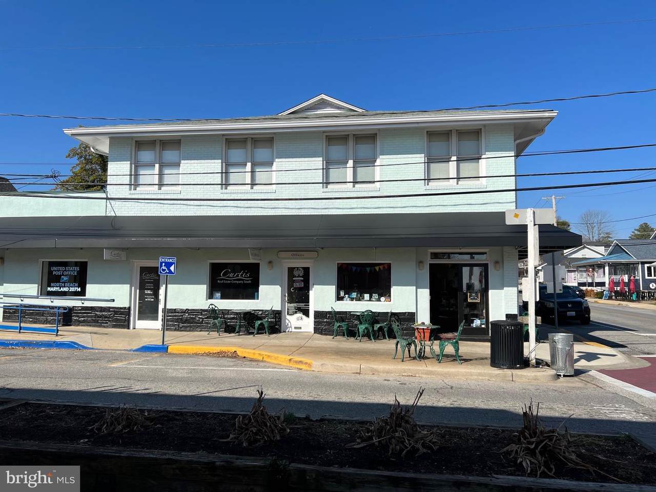 9132 Bay Avenue - Photo 1