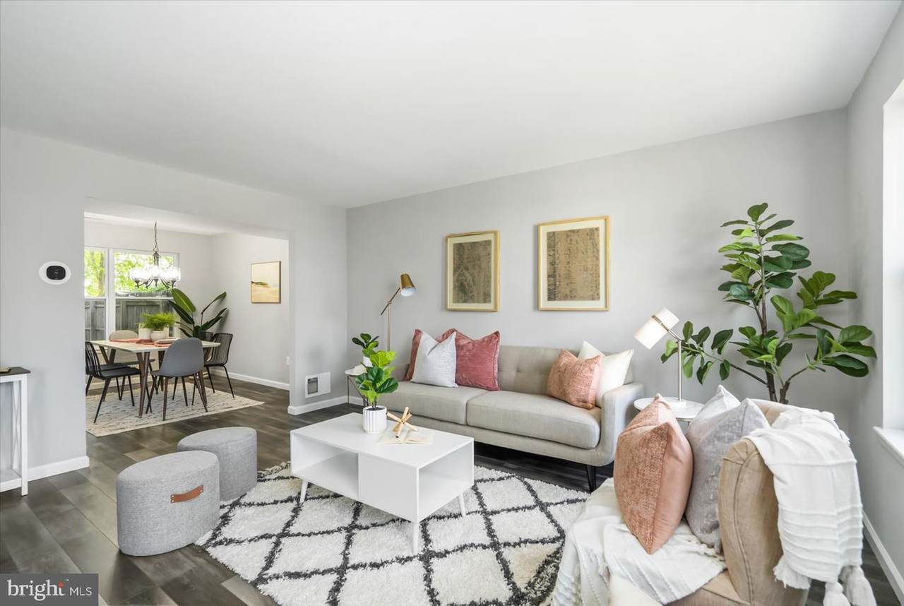 315 Winterberry Drive - Photo 1