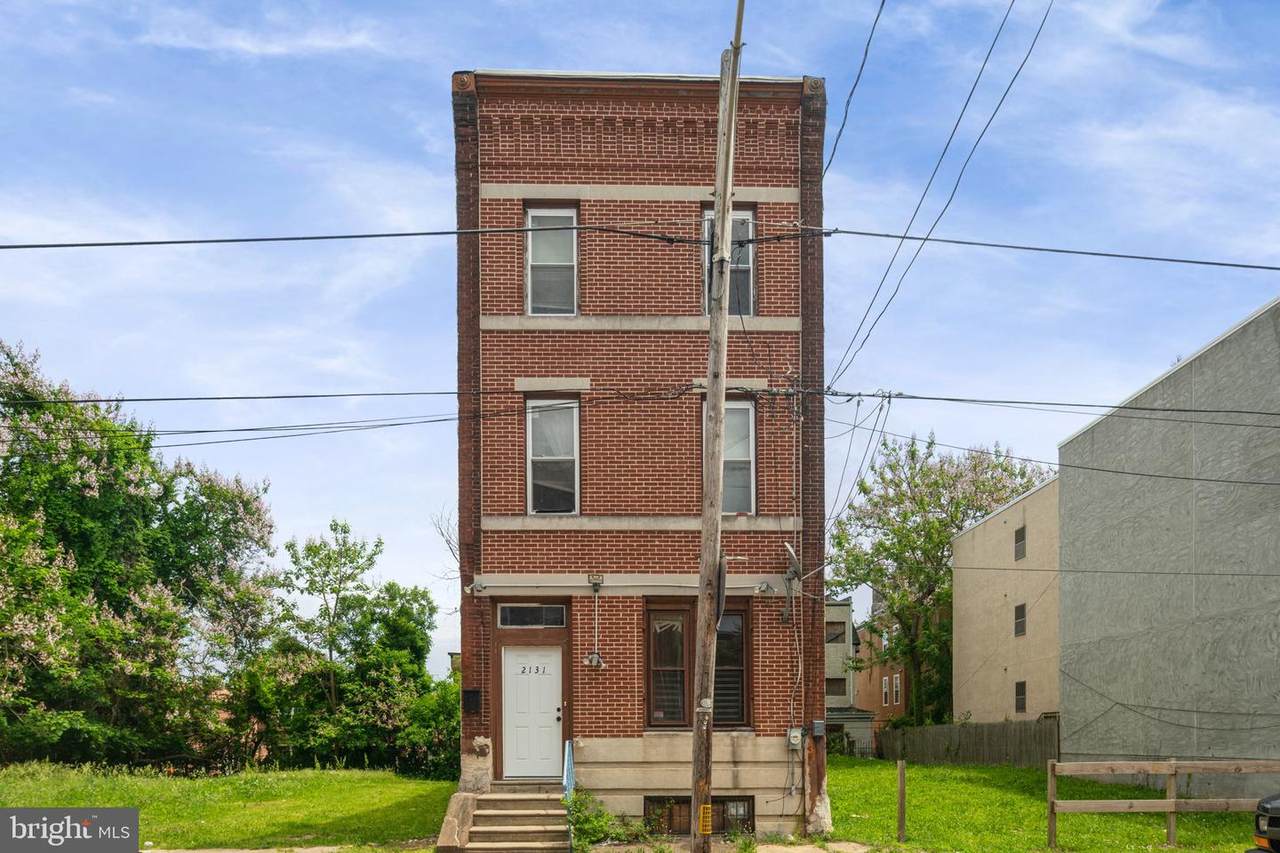 2131 19TH Street - Photo 1