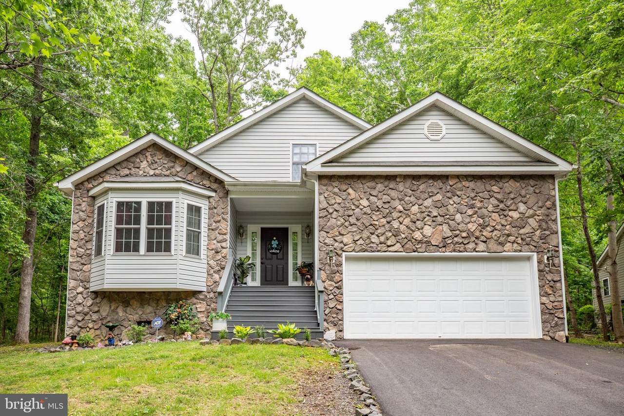 713 Eastover Parkway - Photo 1