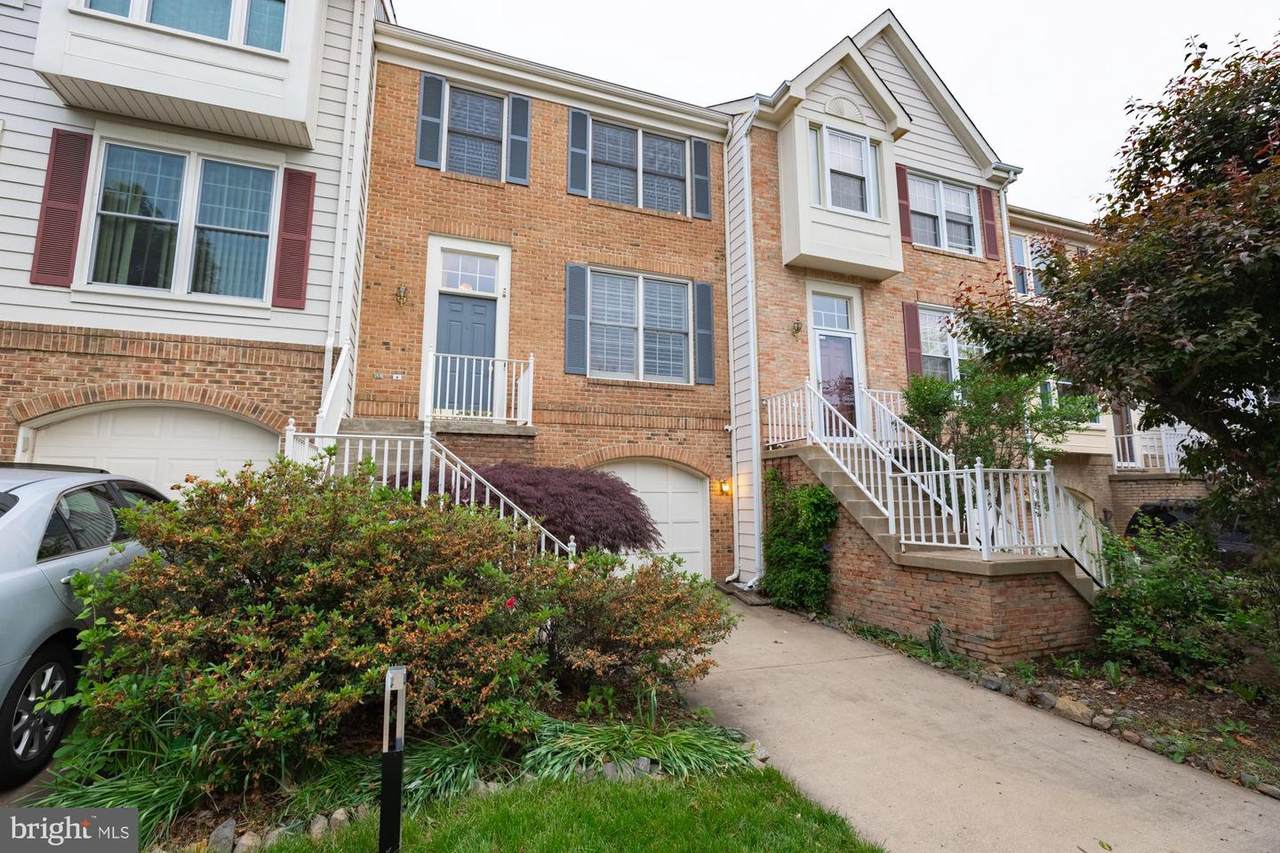8076 Hilliard Drive - Photo 1