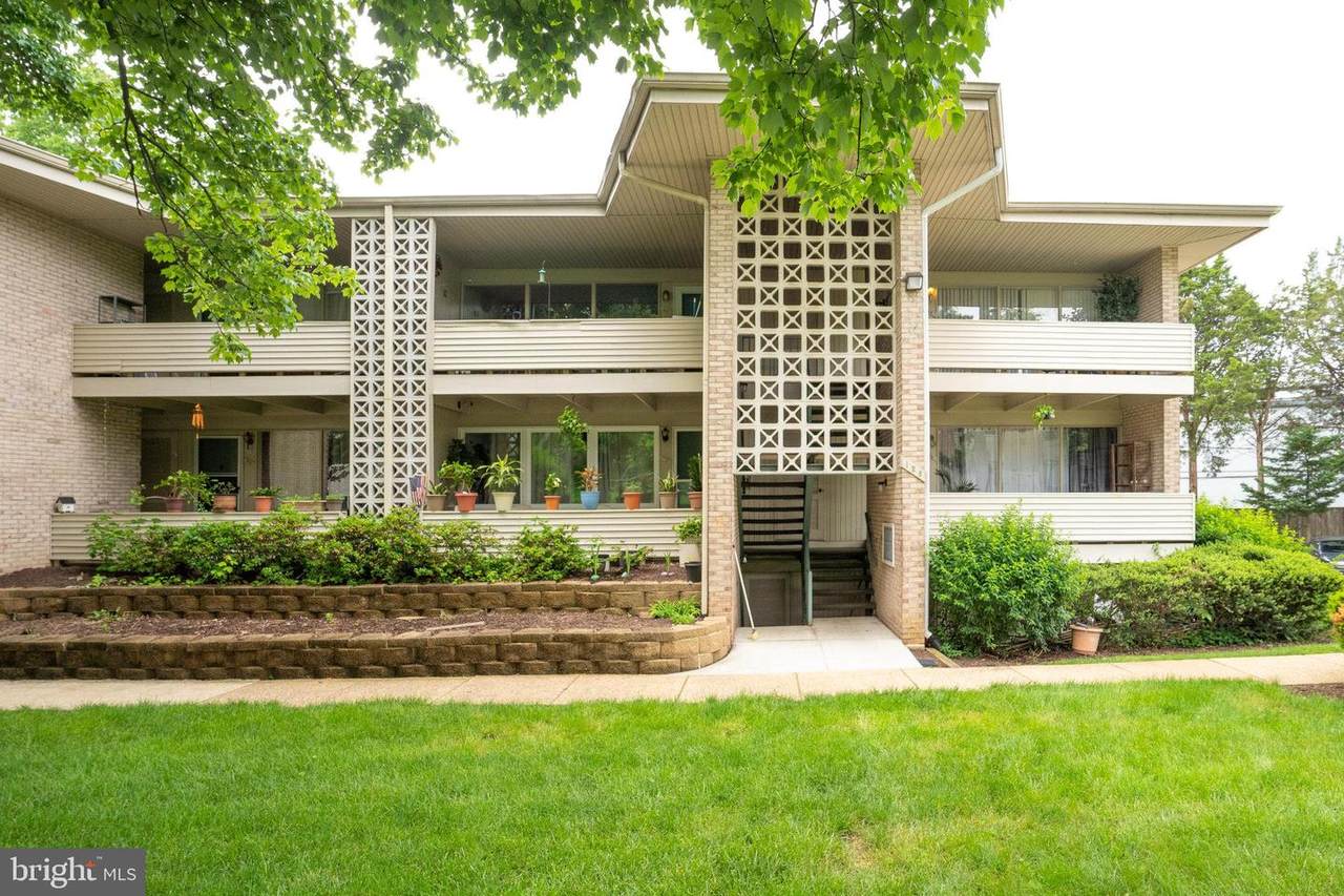 128 Haycock Road - Photo 1