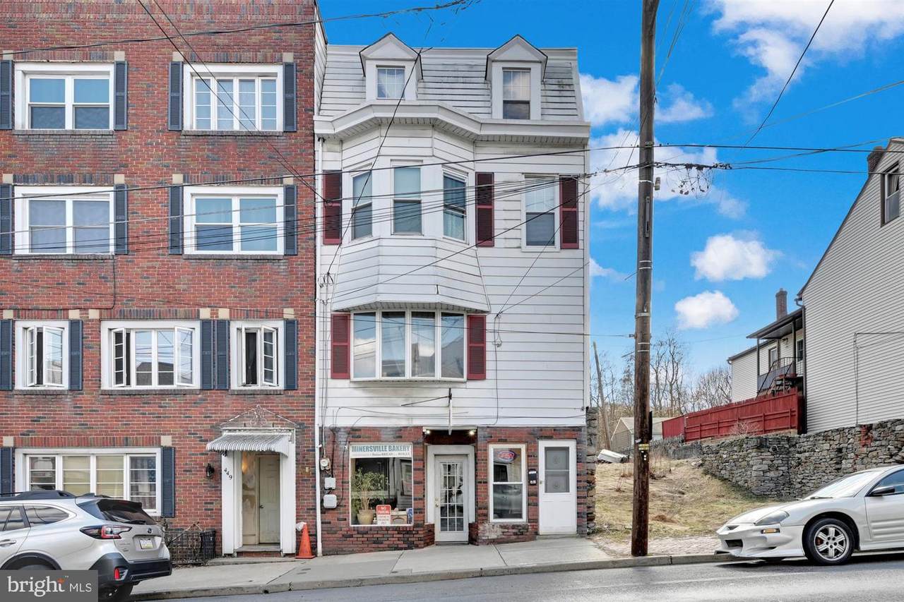453 Sunbury Street - Photo 1