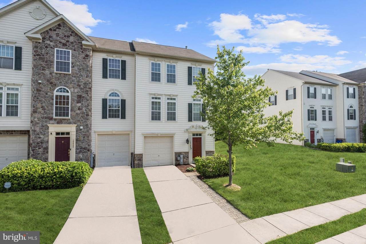 10798 Enfield Drive - Photo 1